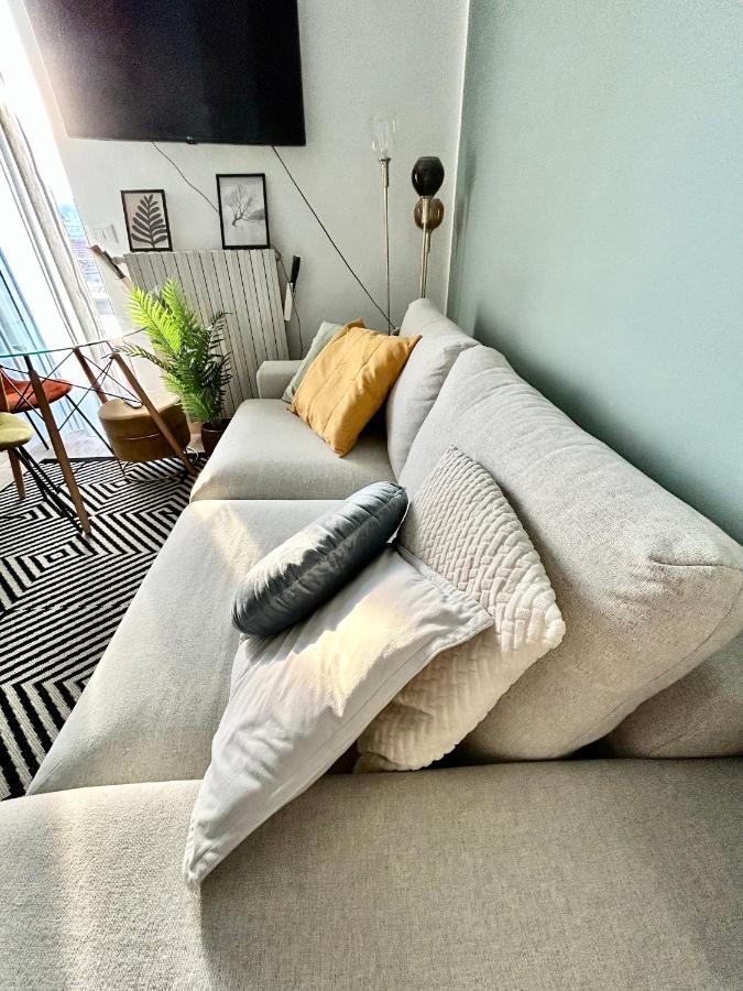 Design Home At Garda Lake Desenzano del Garda Kültér fotó
