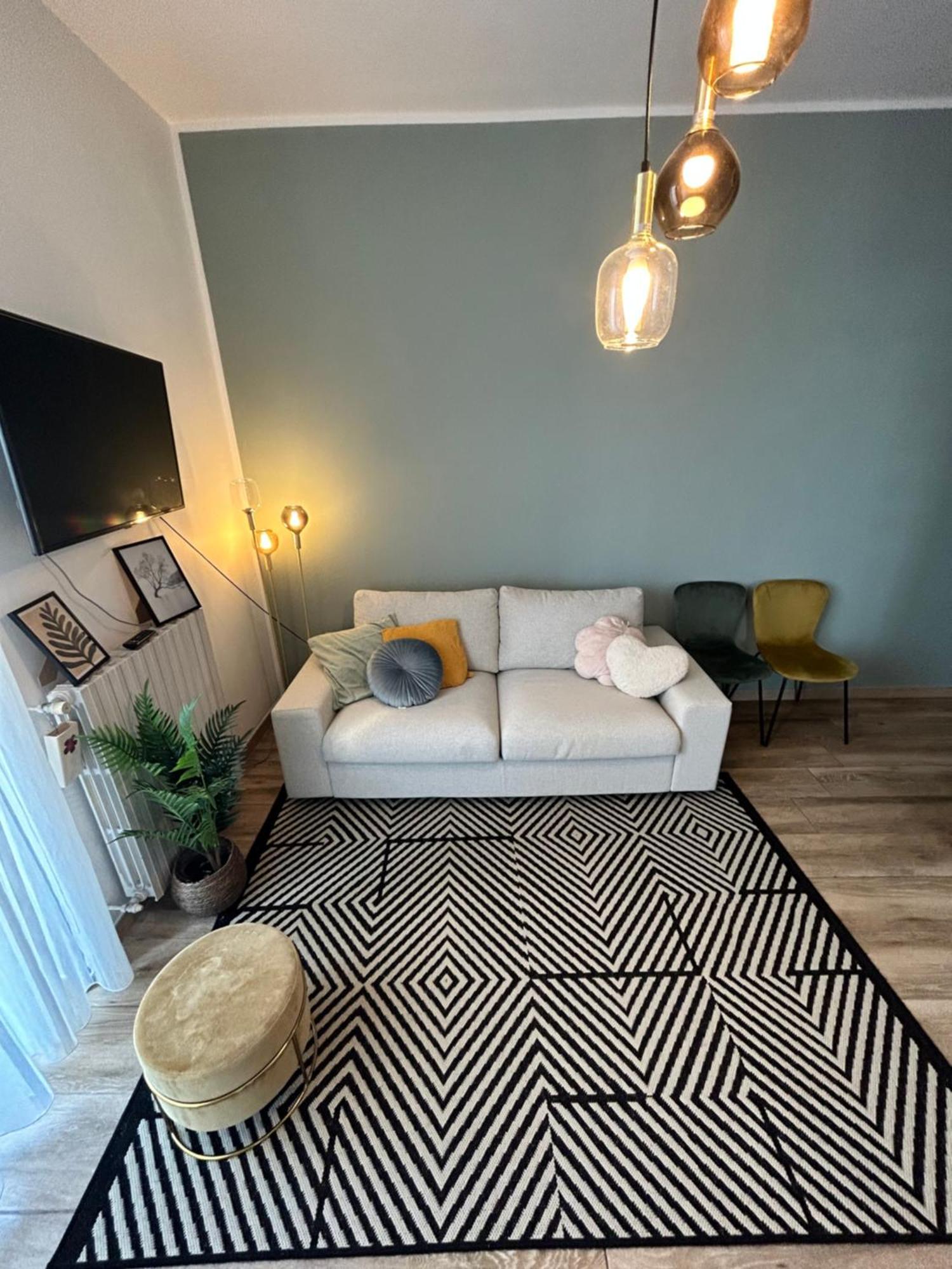 Design Home At Garda Lake Desenzano del Garda Kültér fotó