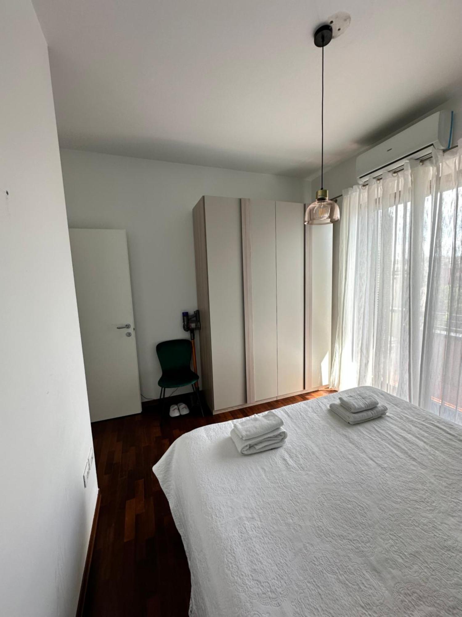 Design Home At Garda Lake Desenzano del Garda Kültér fotó